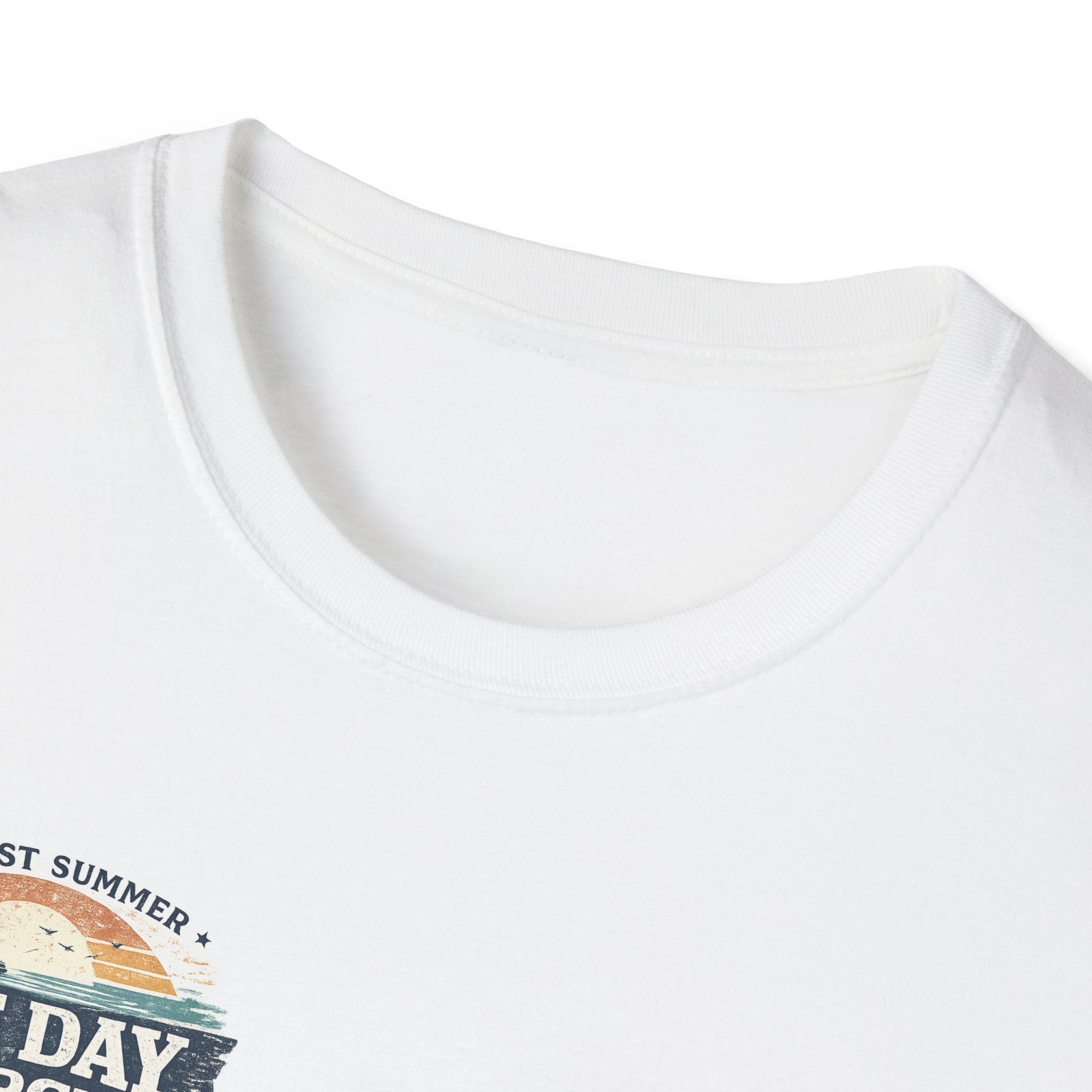 Lake Day Energy T-Shirt – Midwest Summer Retro Sunset Boat Tee